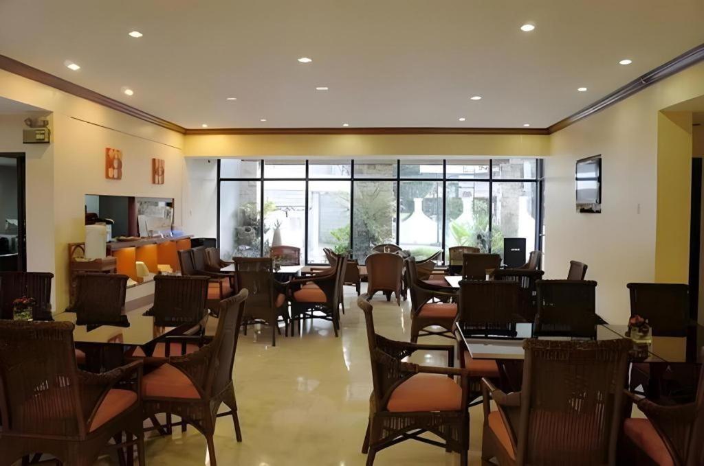 Vacation Hotel Cebu Zewnętrze zdjęcie